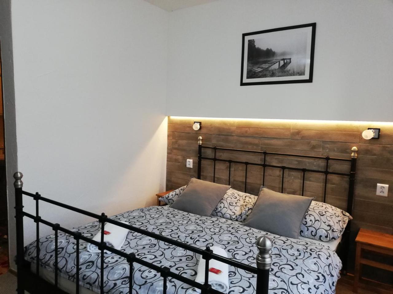 Penzion V Hajku Vřesina Extérieur photo